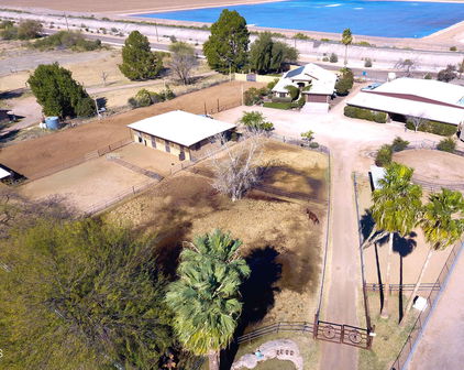5752 N 105th Lane, Glendale