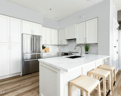 2989 N 44th Street Unit 1036, Phoenix