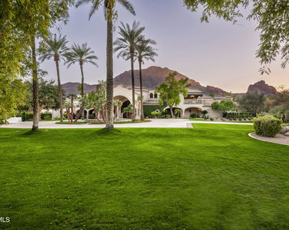 6161 N 59th Place, Paradise Valley