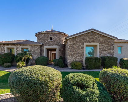 4767 S Rockwell Street, Gilbert