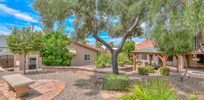 6355 W Grovers Avenue, Glendale