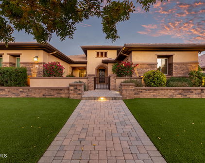 6075 S Tanina Street, Gilbert