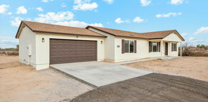 25603 W Hedgehog Road, Wittmann