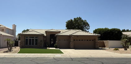 6821 W Donald Drive, Glendale