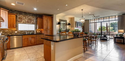 8 Biltmore Estate Unit 123, Phoenix