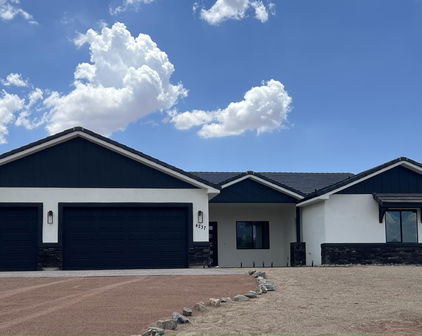 4237 E 4th Avenue, Apache Junction
