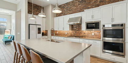 38500 N School House Road Unit 62, Cave Creek