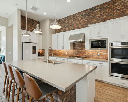38500 N School House Road Unit 62, Cave Creek