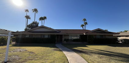 2033 E Laguna Drive, Tempe