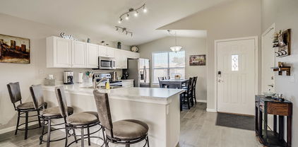 1475 E Runaway Bay Drive, Chandler