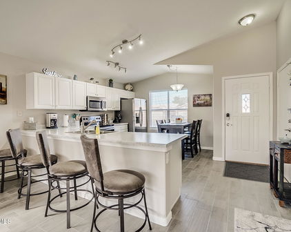 1475 E Runaway Bay Drive, Chandler