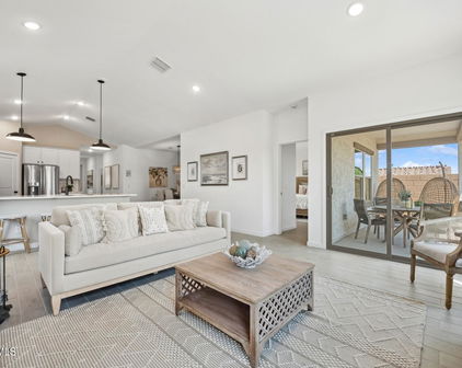 7248 S 76th Avenue, Laveen