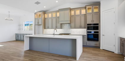 21518 W Minnezona Avenue, Buckeye