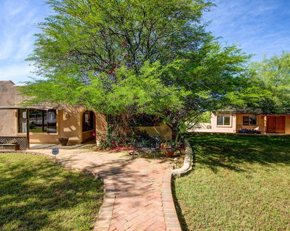 2732 W Carver Road, Laveen