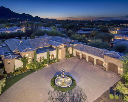7574 N Mockingbird Lane, Paradise Valley