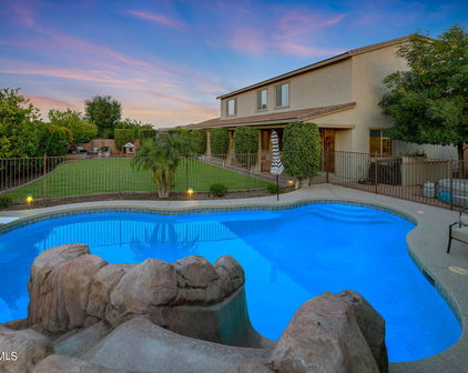 9392 W Cashman Drive, Peoria