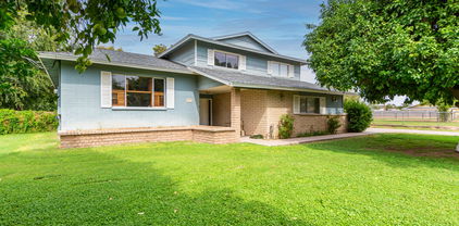 4924 W Country Gables Drive, Glendale