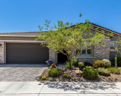 2835 E Donald Drive, Phoenix