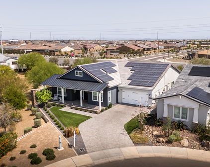 11401 N Luckenbach Street, Surprise