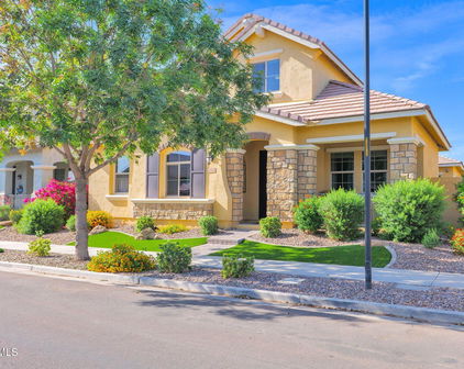 4468 E Jesse Street, Gilbert