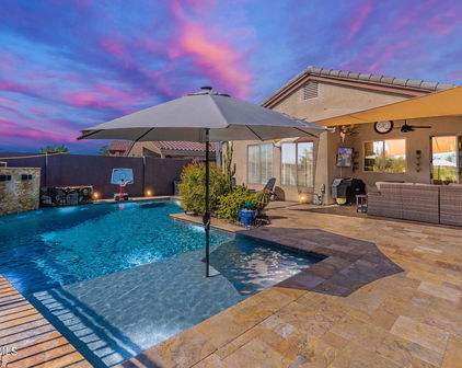 4351 E Smokehouse Trail, Cave Creek