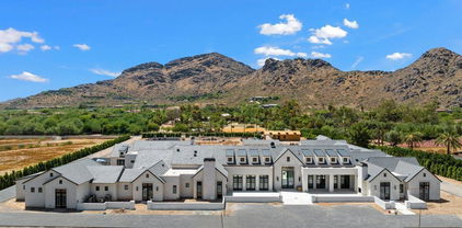 5724 E Mockingbird Lane, Paradise Valley