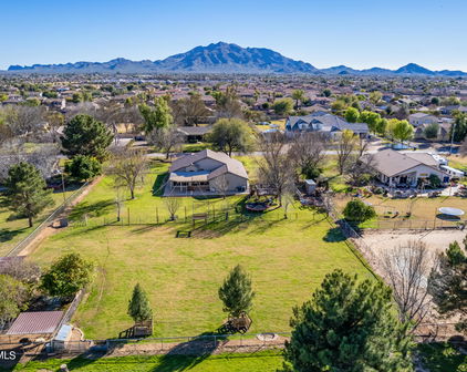 3886 E Via Del Rancho Road, Gilbert