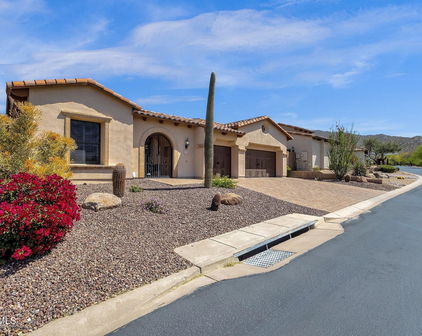 8034 E Sugarloaf Circle, Mesa