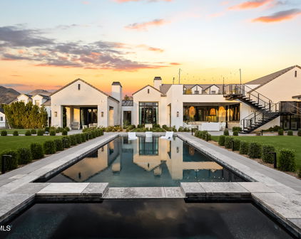 3827 E Marlette Avenue, Paradise Valley