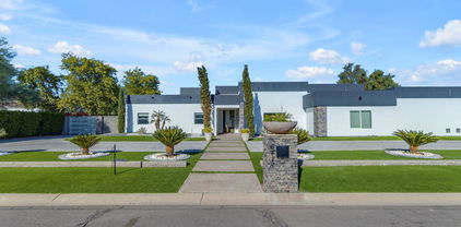 6418 E Turquoise Avenue, Paradise Valley