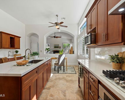 3671 S Greythorne Way, Chandler