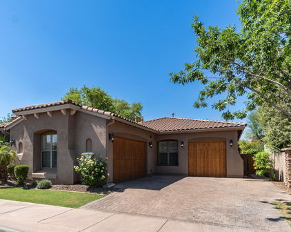 630 E Sunburst Lane, Tempe