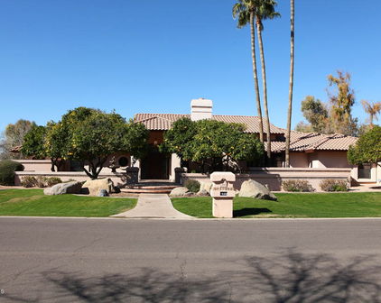 8630 S Dorsey Lane, Tempe