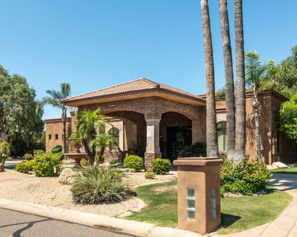 10038 N 57th Street, Paradise Valley