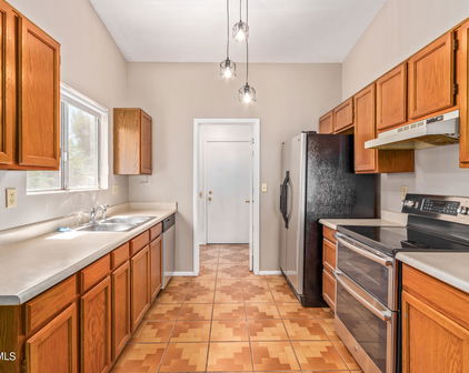 6527 W Fremont Road, Laveen