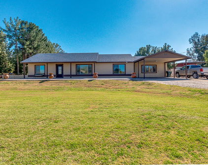 17611 W Ocotillo Road, Waddell
