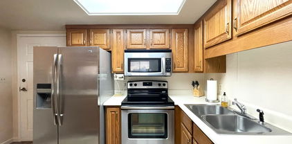 10330 W Thunderbird Boulevard Unit A202, Sun City
