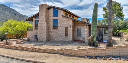 5801 E Surrey Drive, Cave Creek