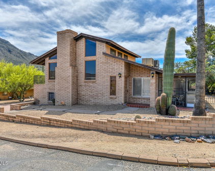 5801 E Surrey Drive, Cave Creek