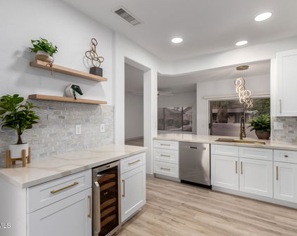 20301 N Queen Palm Lane, Surprise