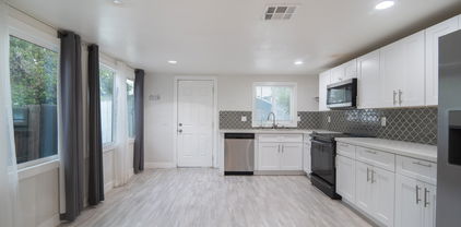 5919 W Myrtle Avenue, Glendale