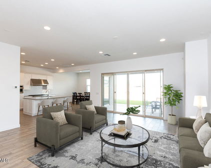 4222 W Carmen Street, Laveen