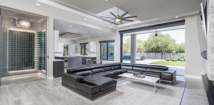 6101 N 33rd Street, Paradise Valley