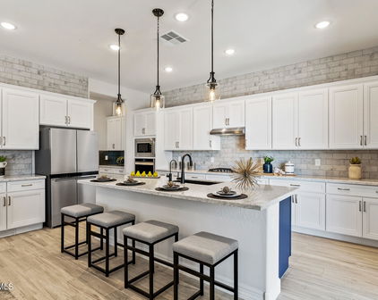18517 W Thunderhill Place, Goodyear