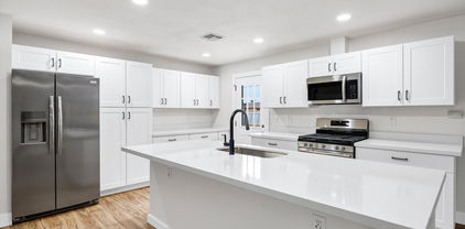 1014 S Price Road, Tempe