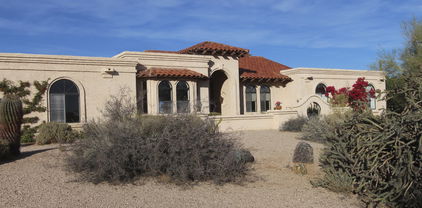 9324 E Stagecoach Pass, Carefree