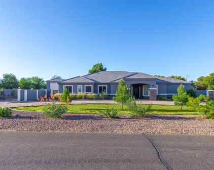 17344 W Keim Court, Waddell