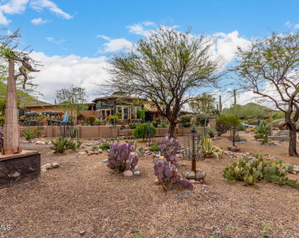 6019 E Dolomora Place, Cave Creek
