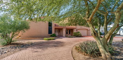 7616 S Willow Drive, Tempe