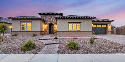 9168 W Daley Lane, Peoria